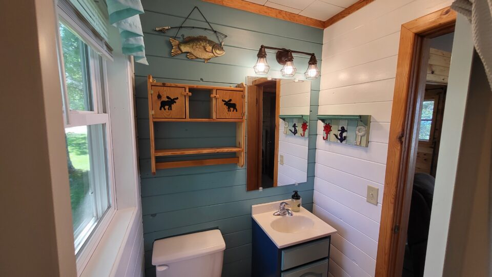 Walleye Bathroom